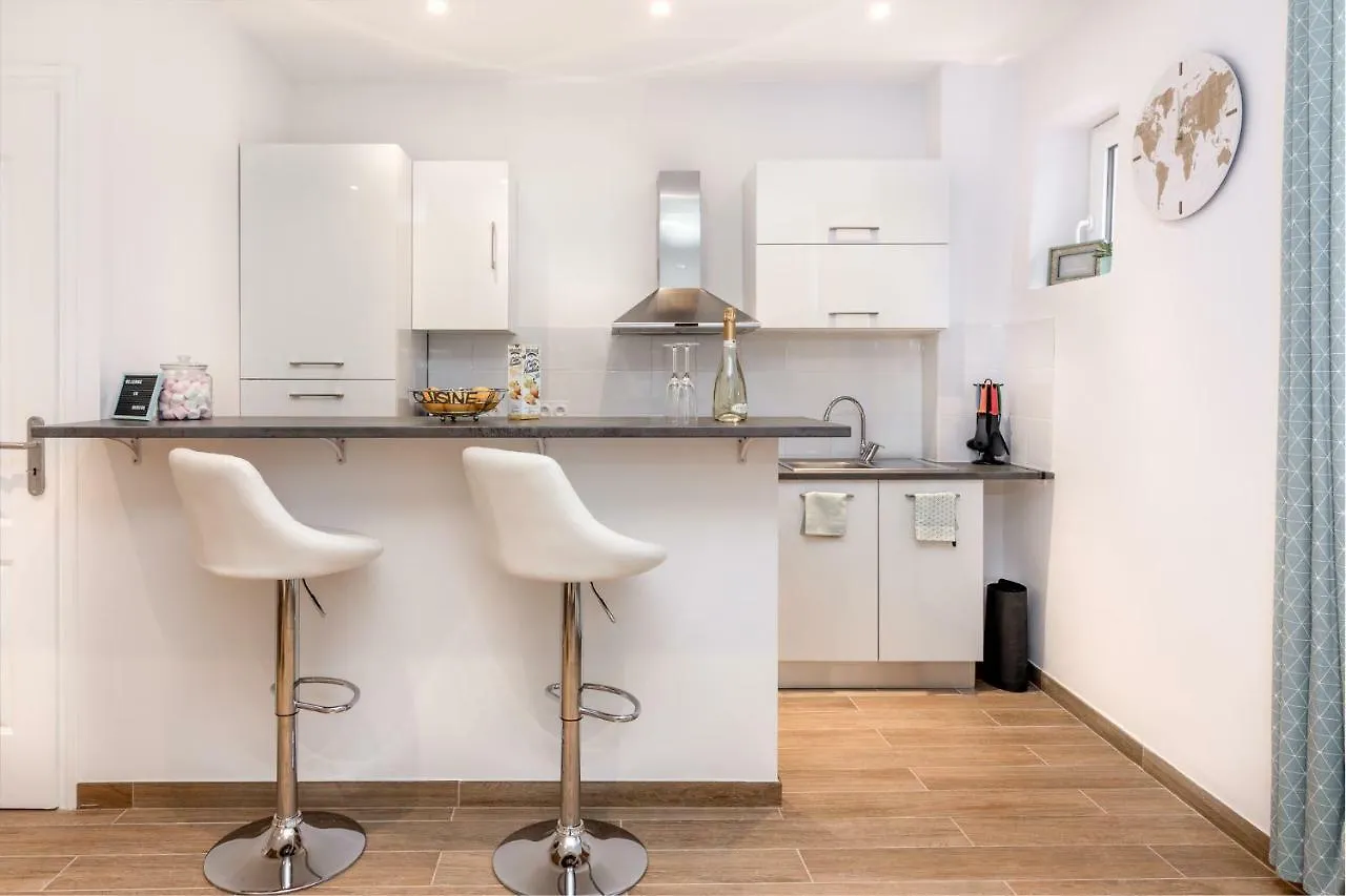 Cosy Mattoni Apartment Menton